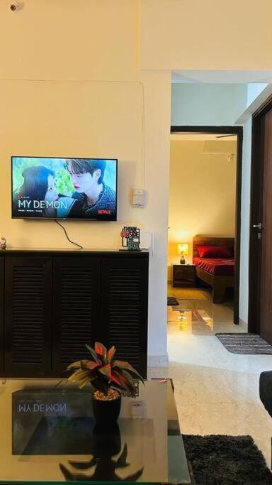 Cozy 1bhk Near Nesco, J Pmorgan Apartment