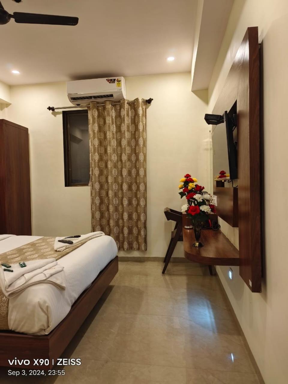 Victoria Palace - South Mumbai