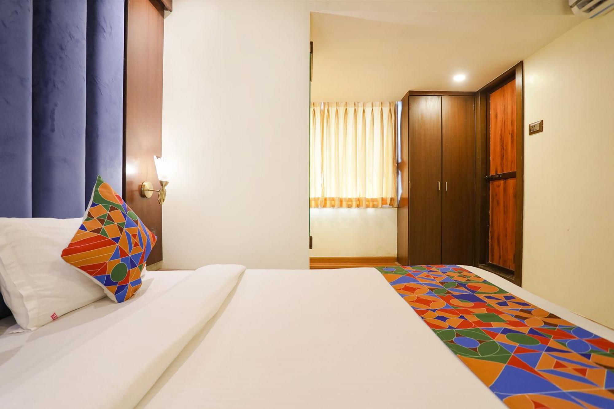 Hotel Fabhotel Rio - Nr International Airport
