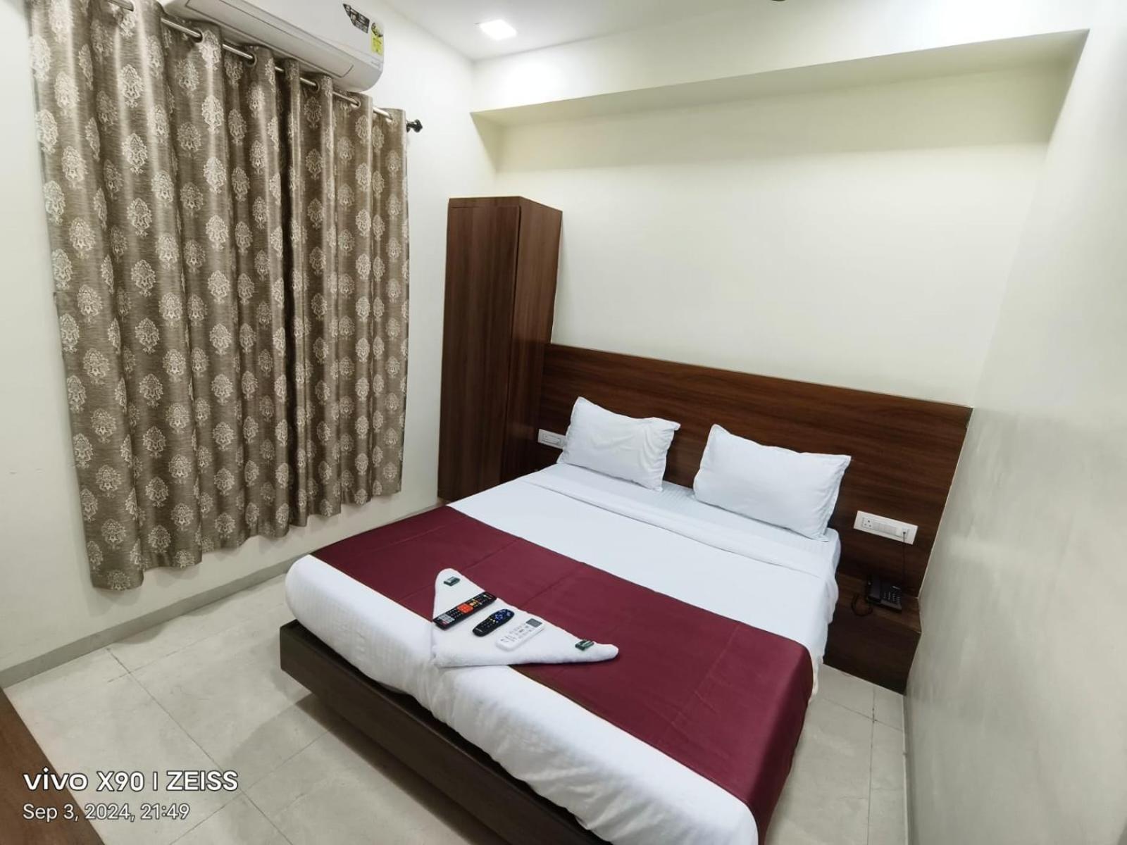 Grace Executive - South 3*