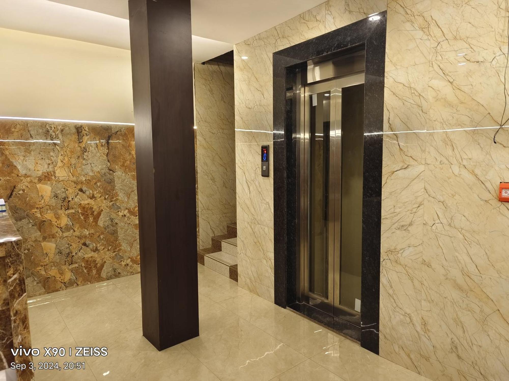 Hotel Grace Executive - South Mumbai