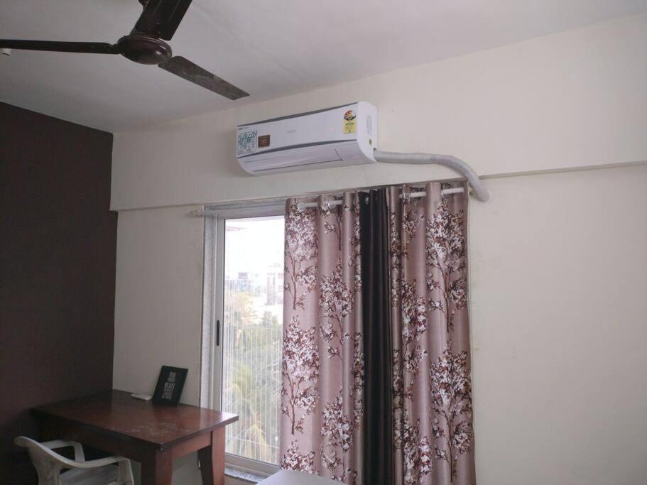 Spacious 1bhk Mindspace Malad W * Mumbai