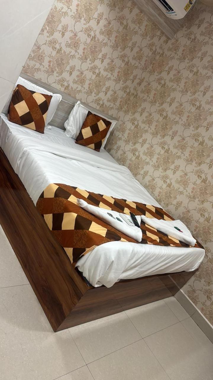 Apartment Kohinoor Mumbai