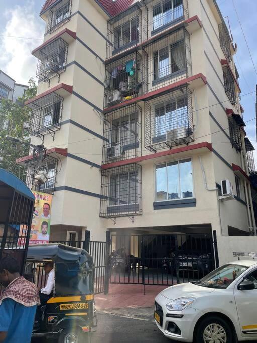 Vessaokar 1bhk - Bandra Close To Lilavati Hospital