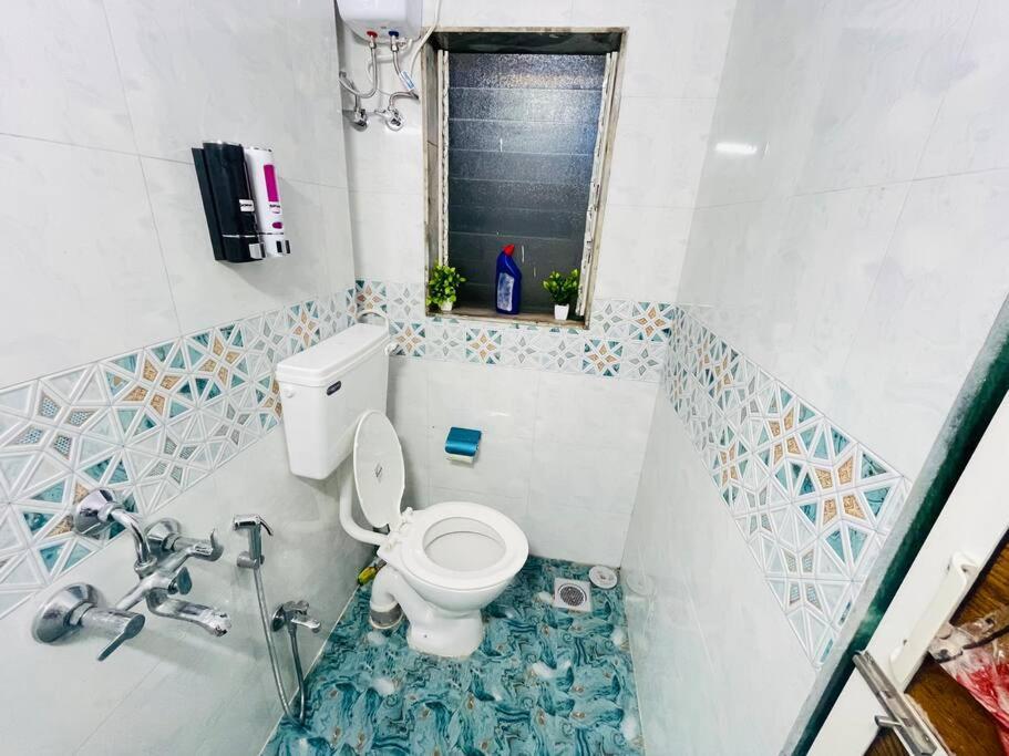 Vessaokar 1bhk - Bandra Close To Lilavati Hospital Apartment *