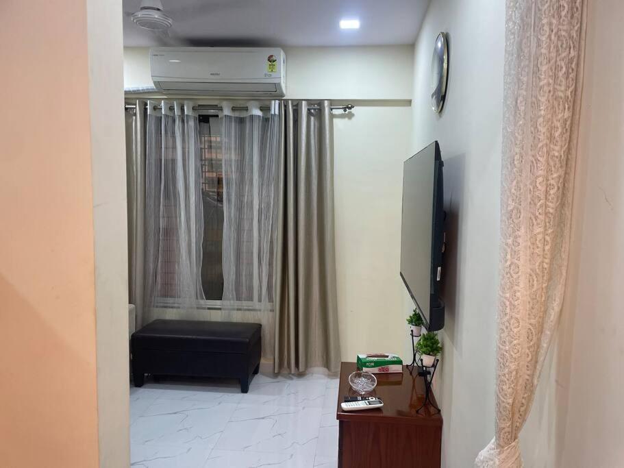 Vessaokar 1bhk - Bandra Close To Lilavati Hospital * Mumbai