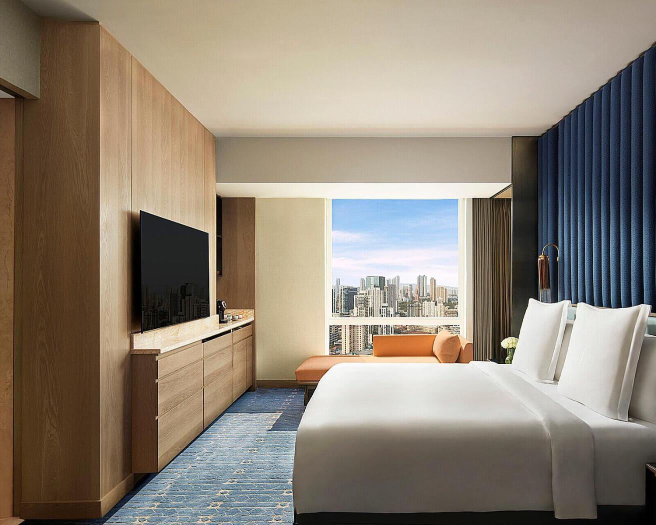 Four Seasons Hotel