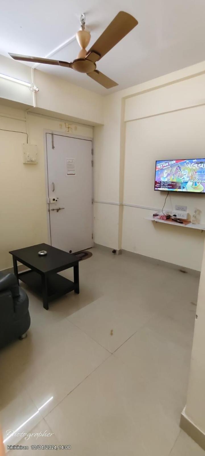Apartment 1br In Lower Parel *