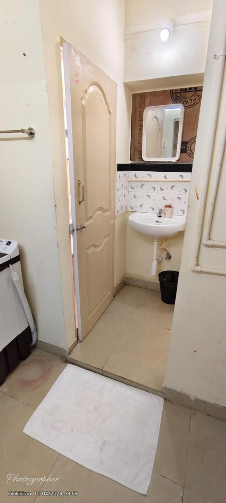 Apartment 1br In Lower Parel