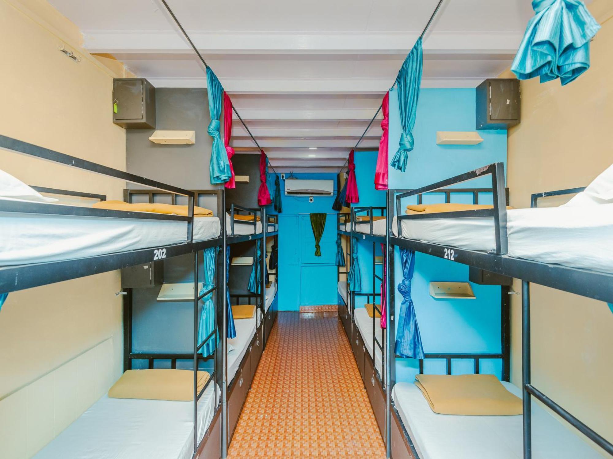 Hostel New Afra Mumbai
