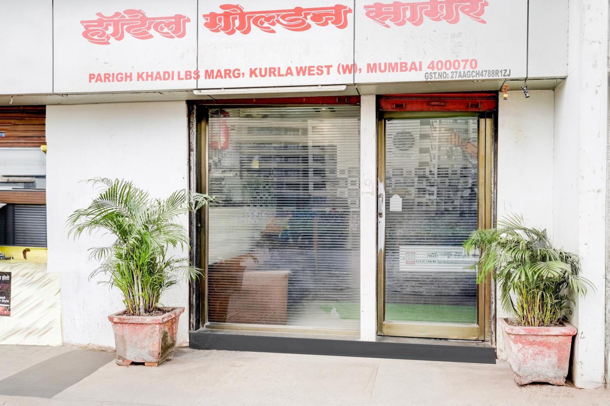 Golden Sagar - Kurla Hotel