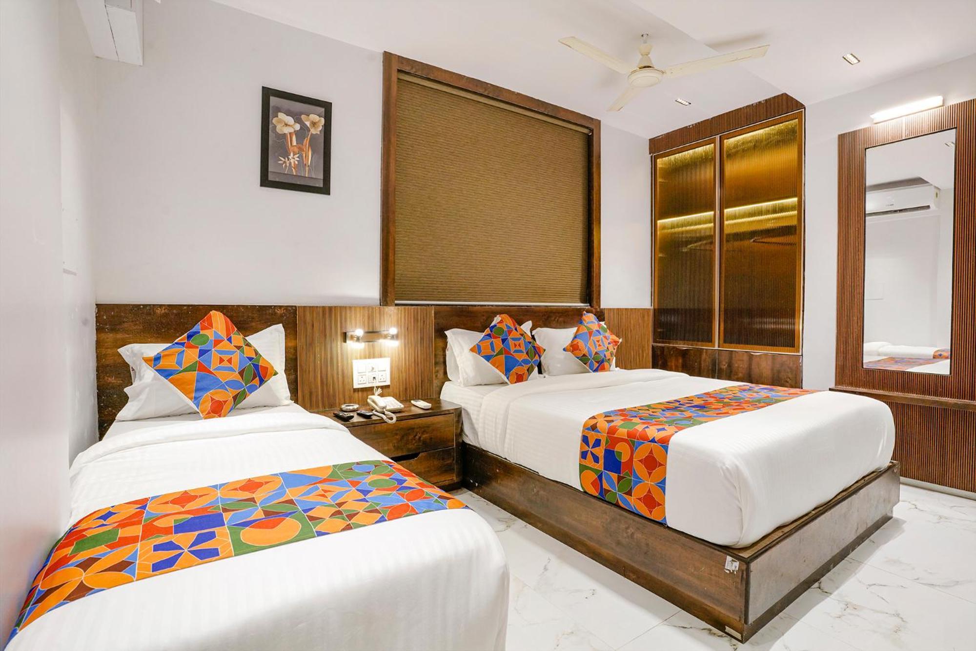 Hotel Fabhotel Peralz - Nr Boriwali Station Mumbai
