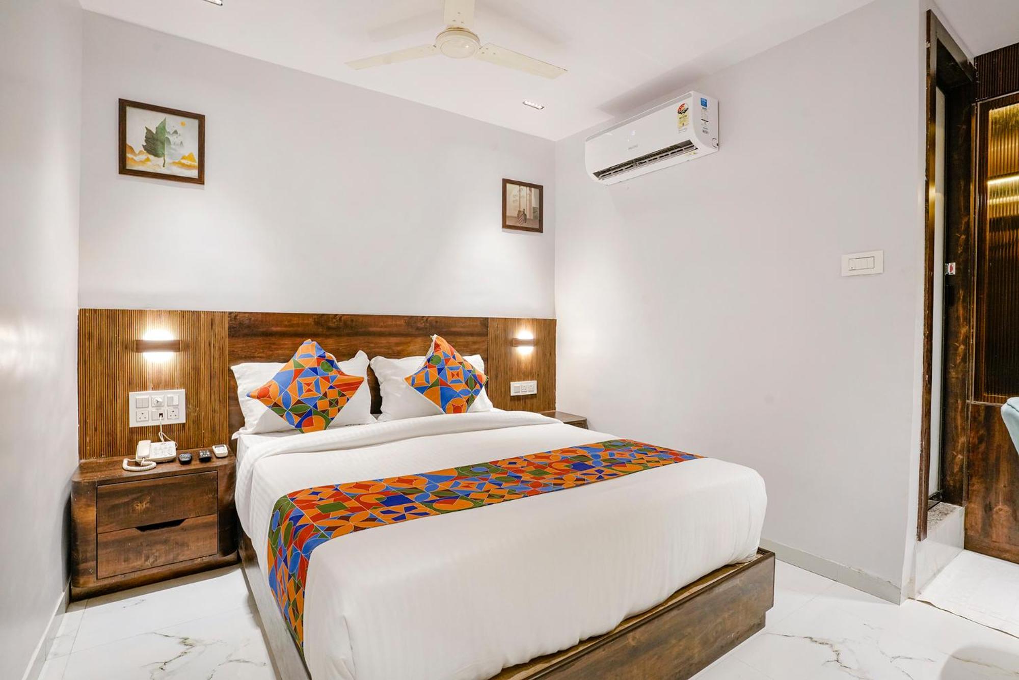 Fabhotel Peralz - Nr Boriwali Station Hotel *