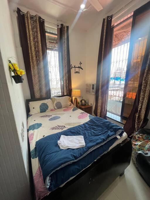 Budget Friendly 2bhk At Pali Hill Apartment Mumbai