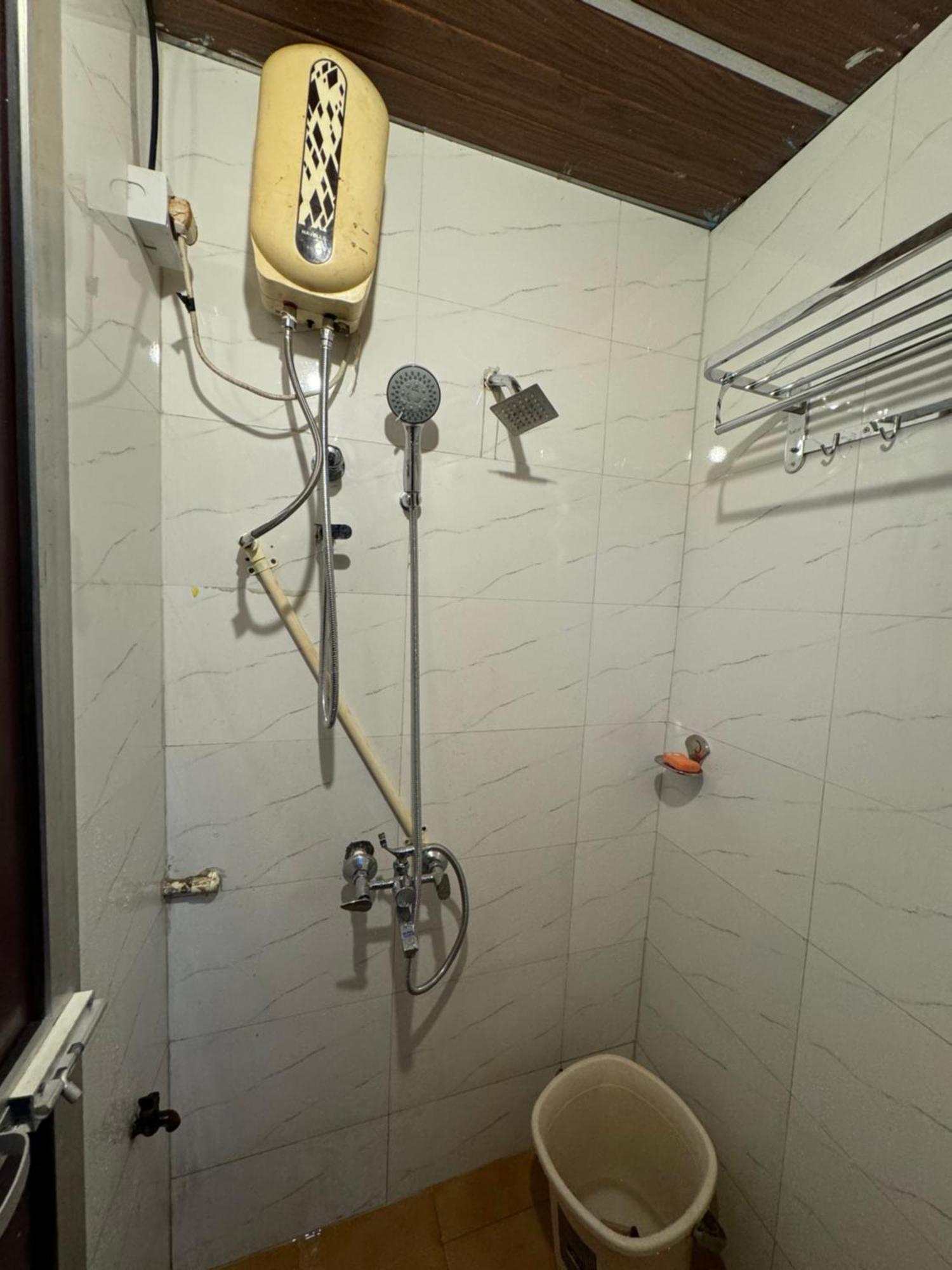 Budget In Kalina Near Bkc Homestay