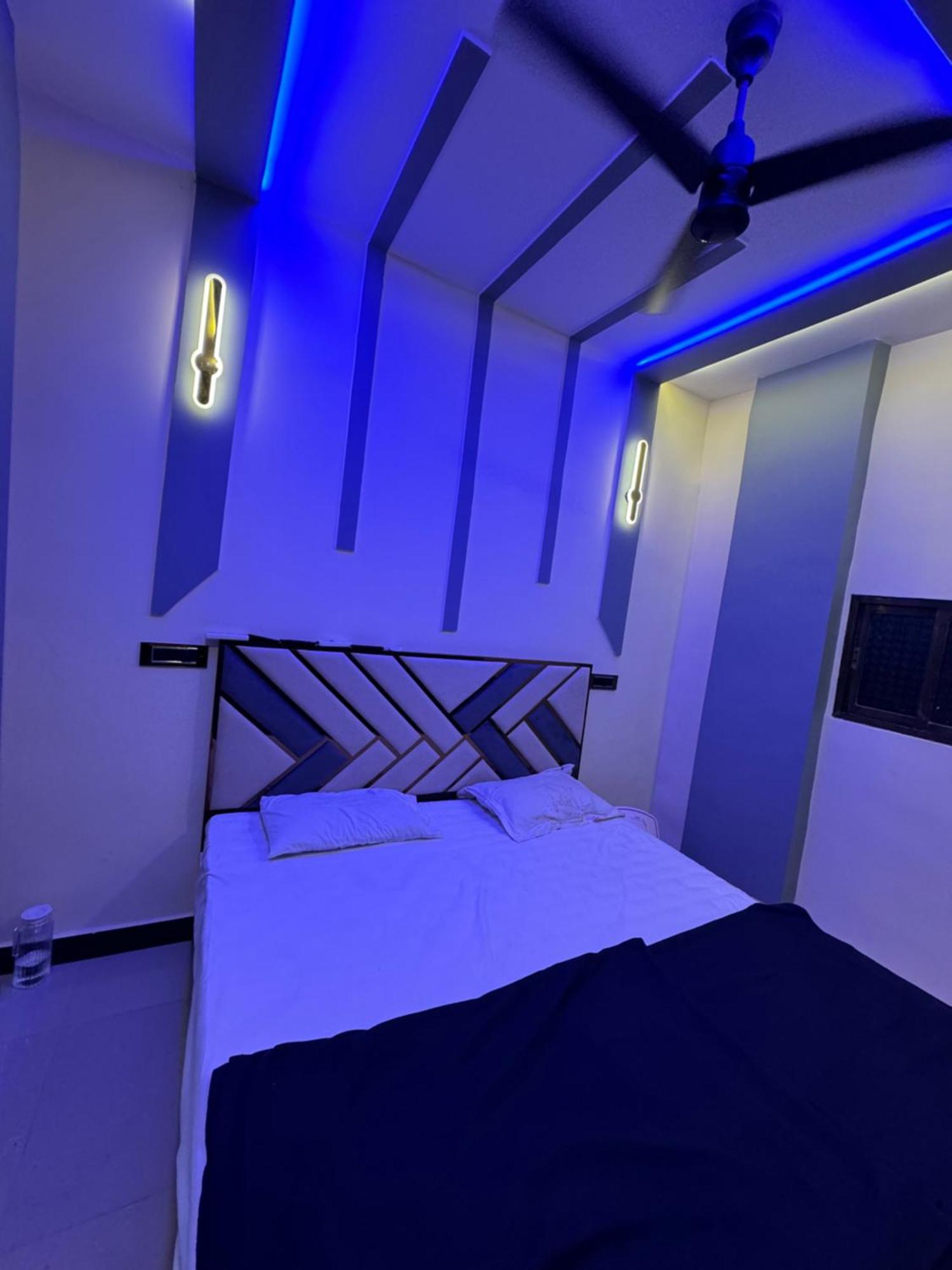 Homestay Budget In Kalina Near Bkc Mumbai