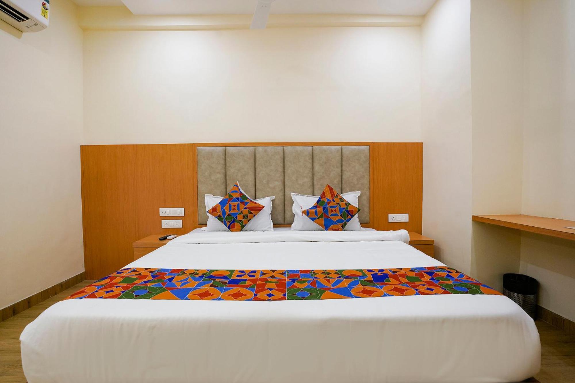 Fabhotel 7 Square - Nr Bkc Hotel 3*