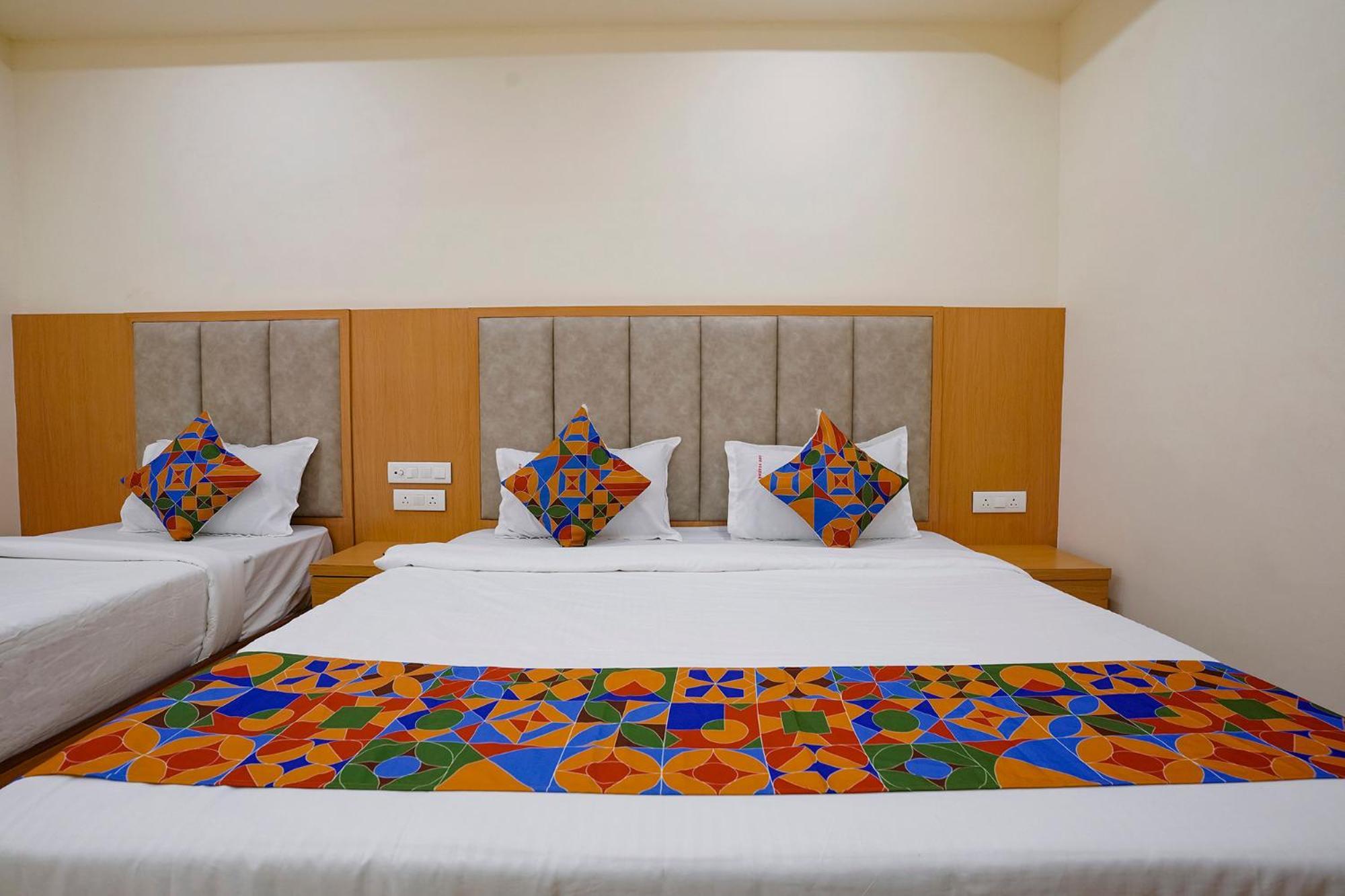 Fabhotel 7 Square - Nr Bkc 3*