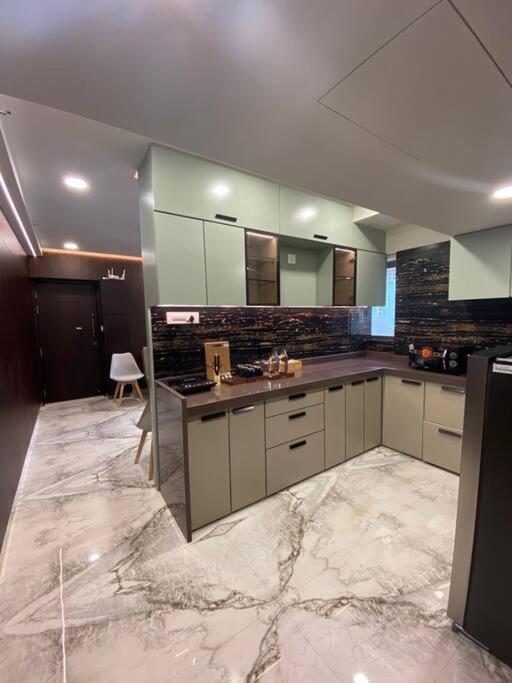 Apartment Downtown 1bhk Appt, Mahalaxmi, 601 Mumbai