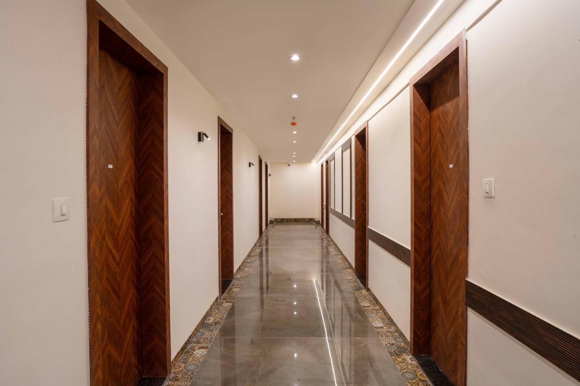 Treebo Palm Olive 3*