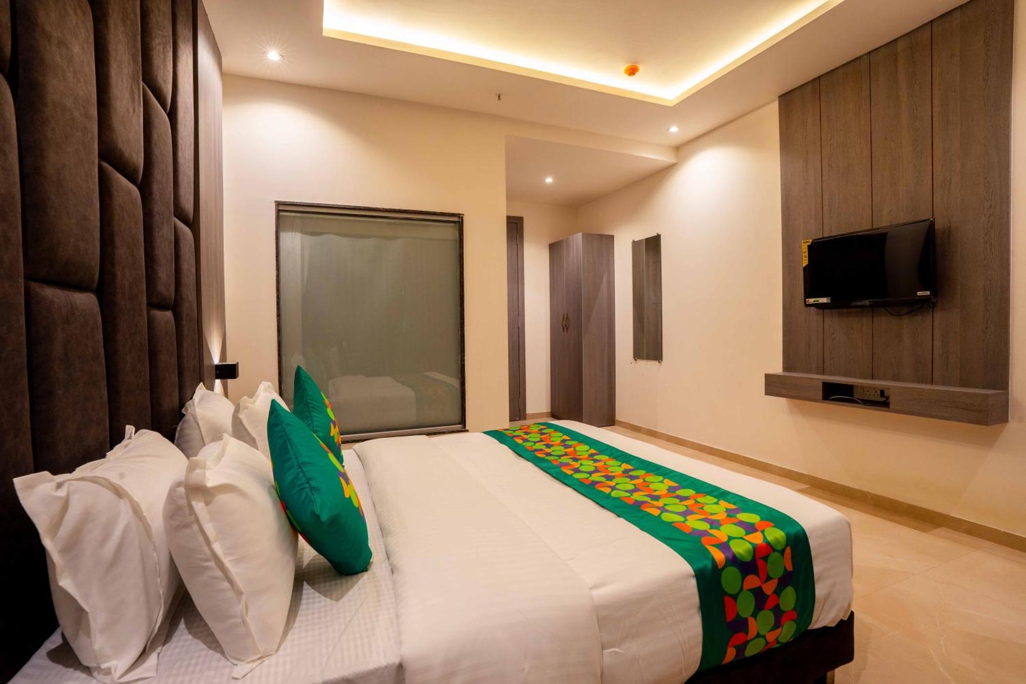 Hotel Treebo Palm Olive Mumbai