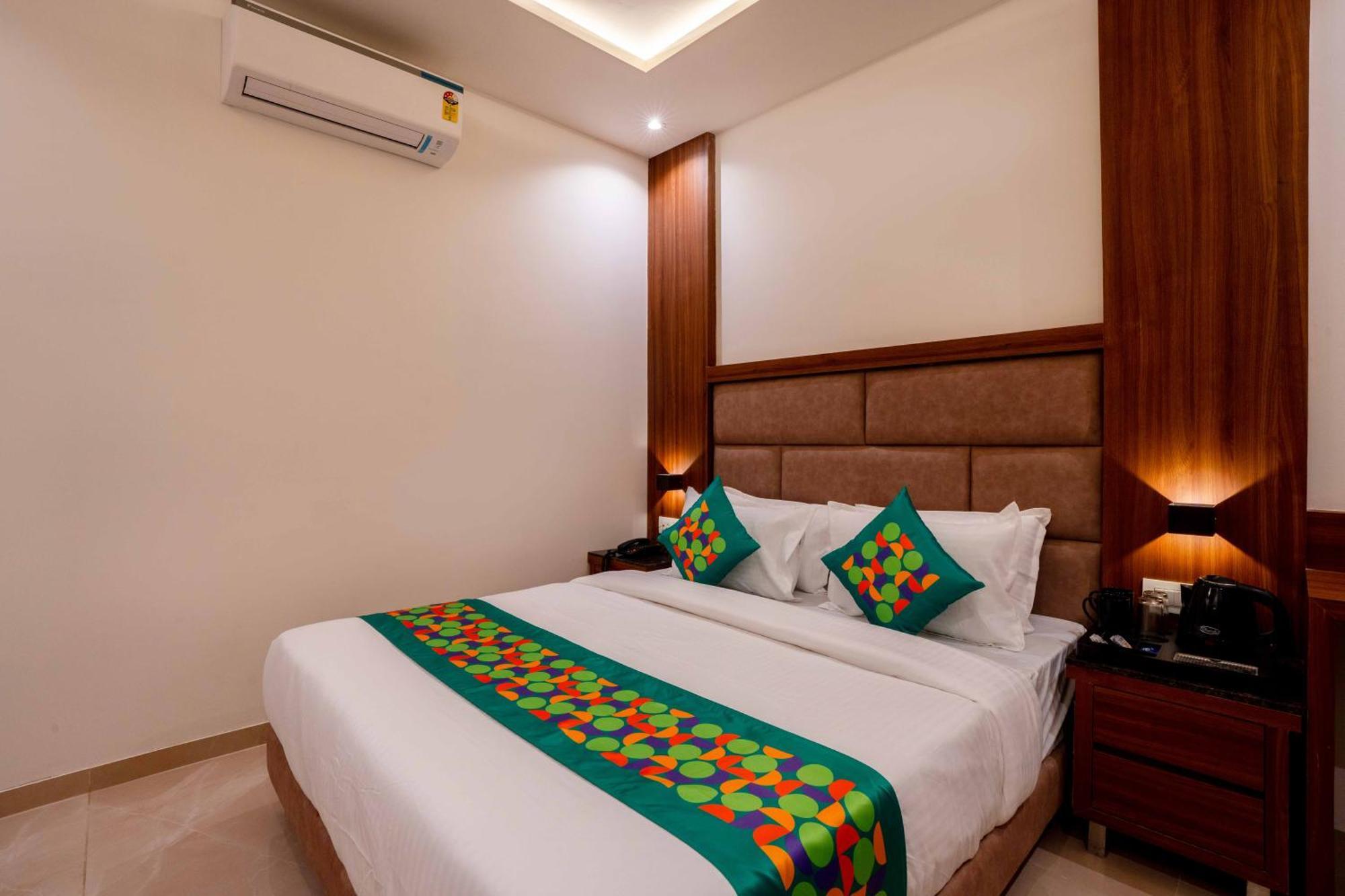 Treebo Palm Olive 3*