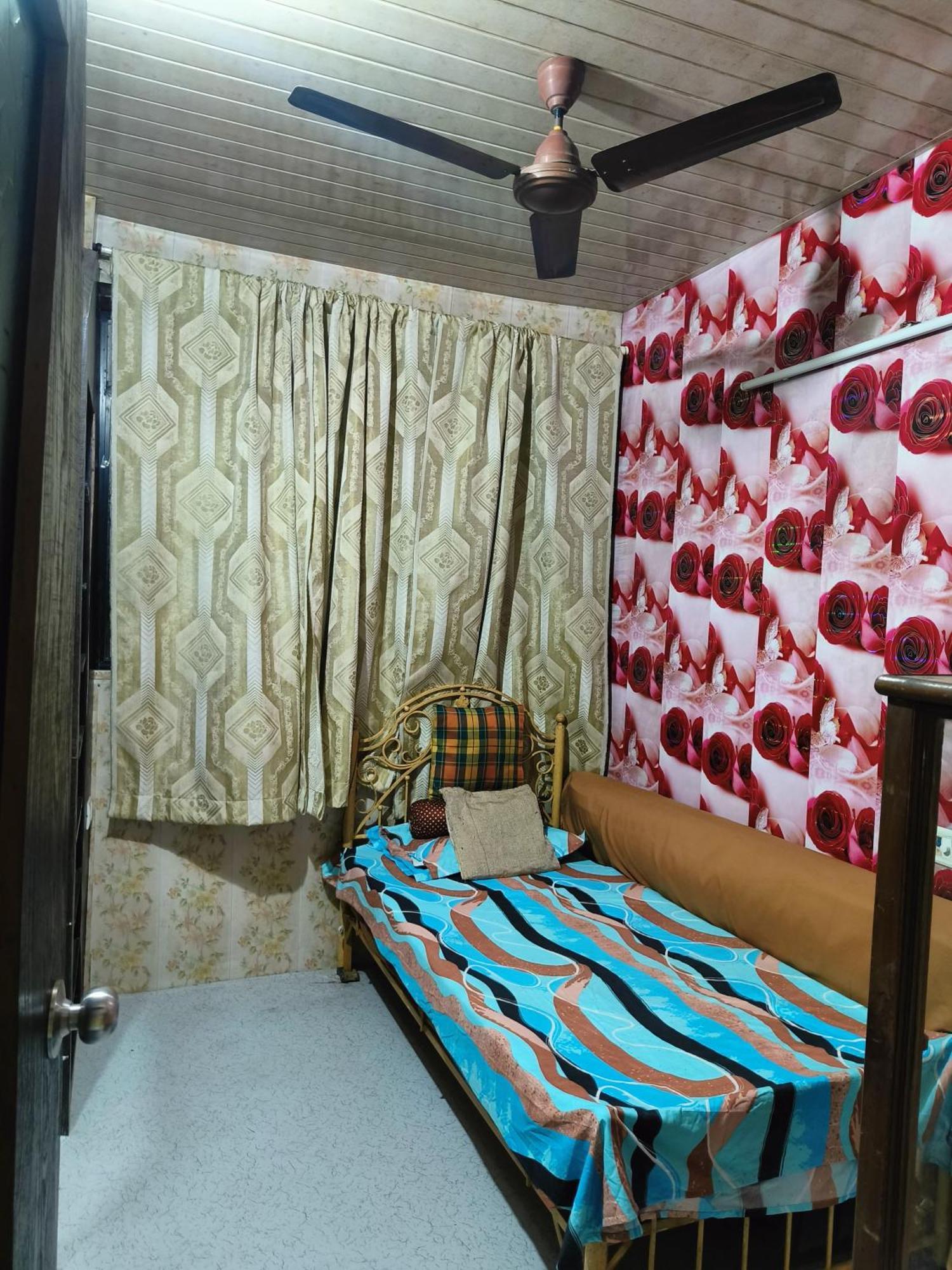 Apartment Independent Flat 2bhk In Malad West Mumbai