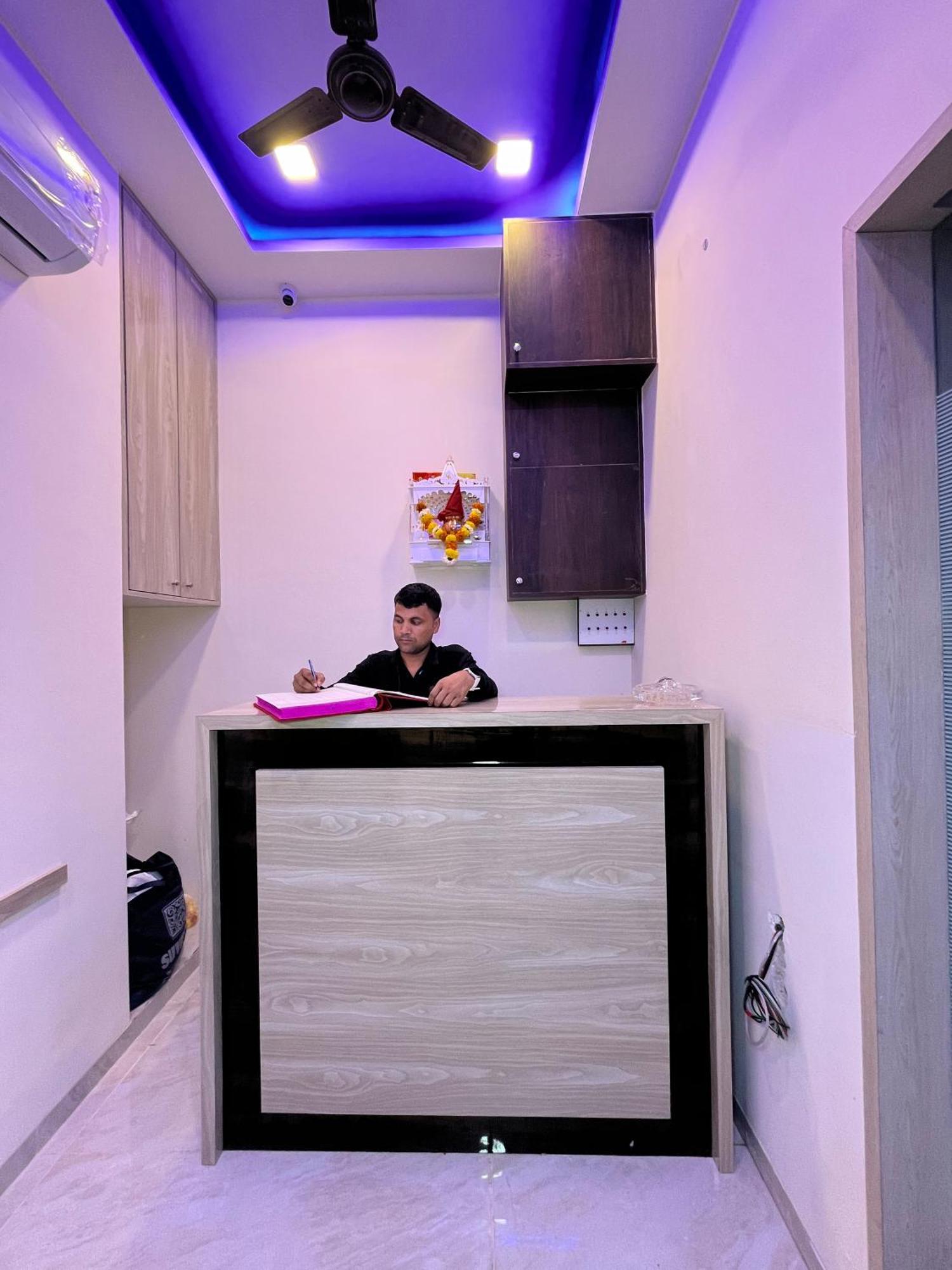 Hotel Parel Residency