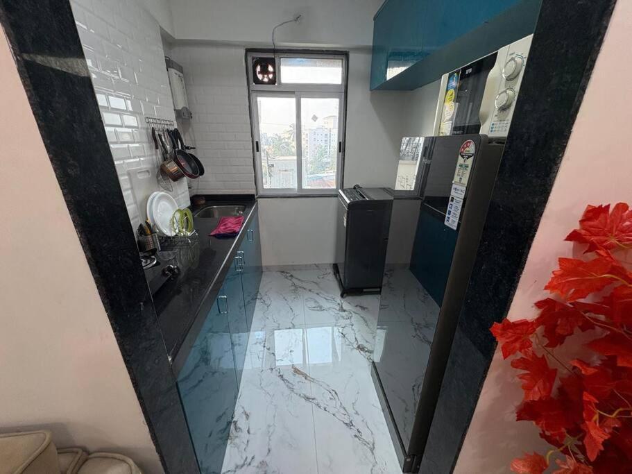 Chic - Bright 1 Bhk Close To Lilavati Hospital, Bandra West 602 Apartment