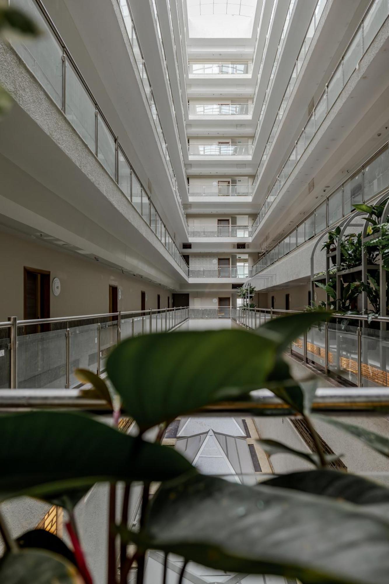 Ivy League House - Girls