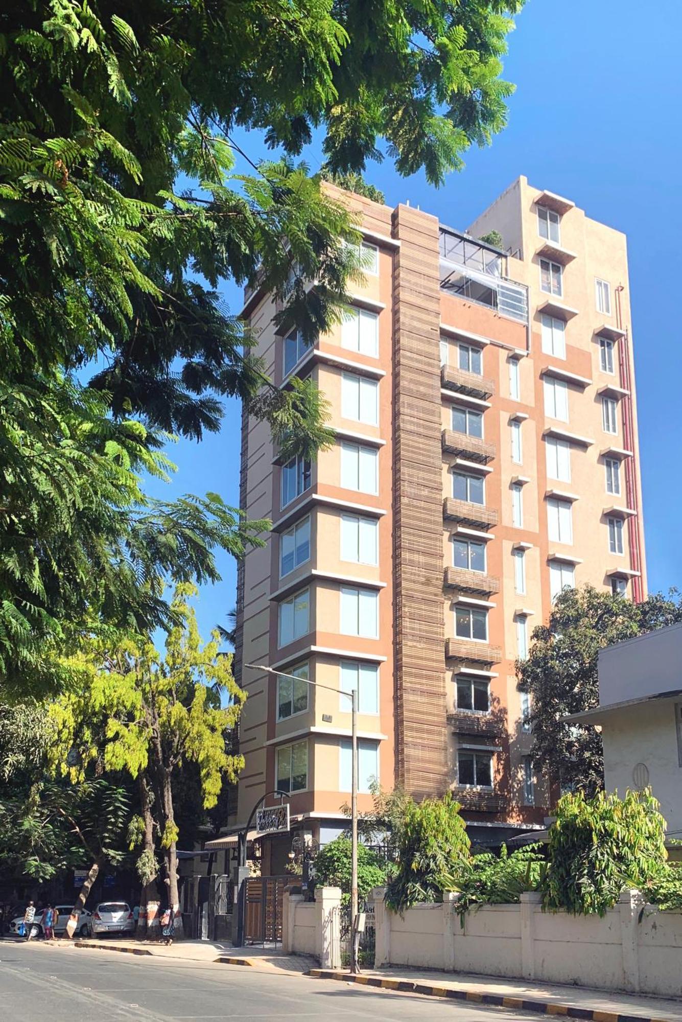 Theory9 Premium Service Bandra Apartment