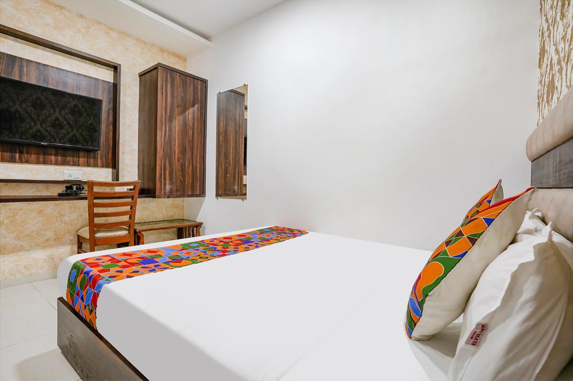 Fabhotel Elvis - Nr International Airport Mumbai