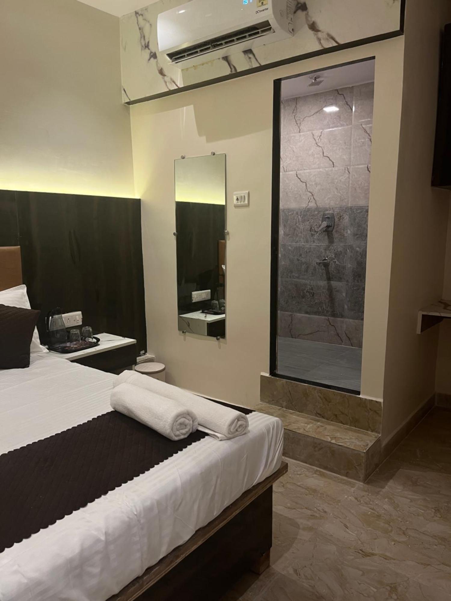 Powai Palace Hotel Mumbai