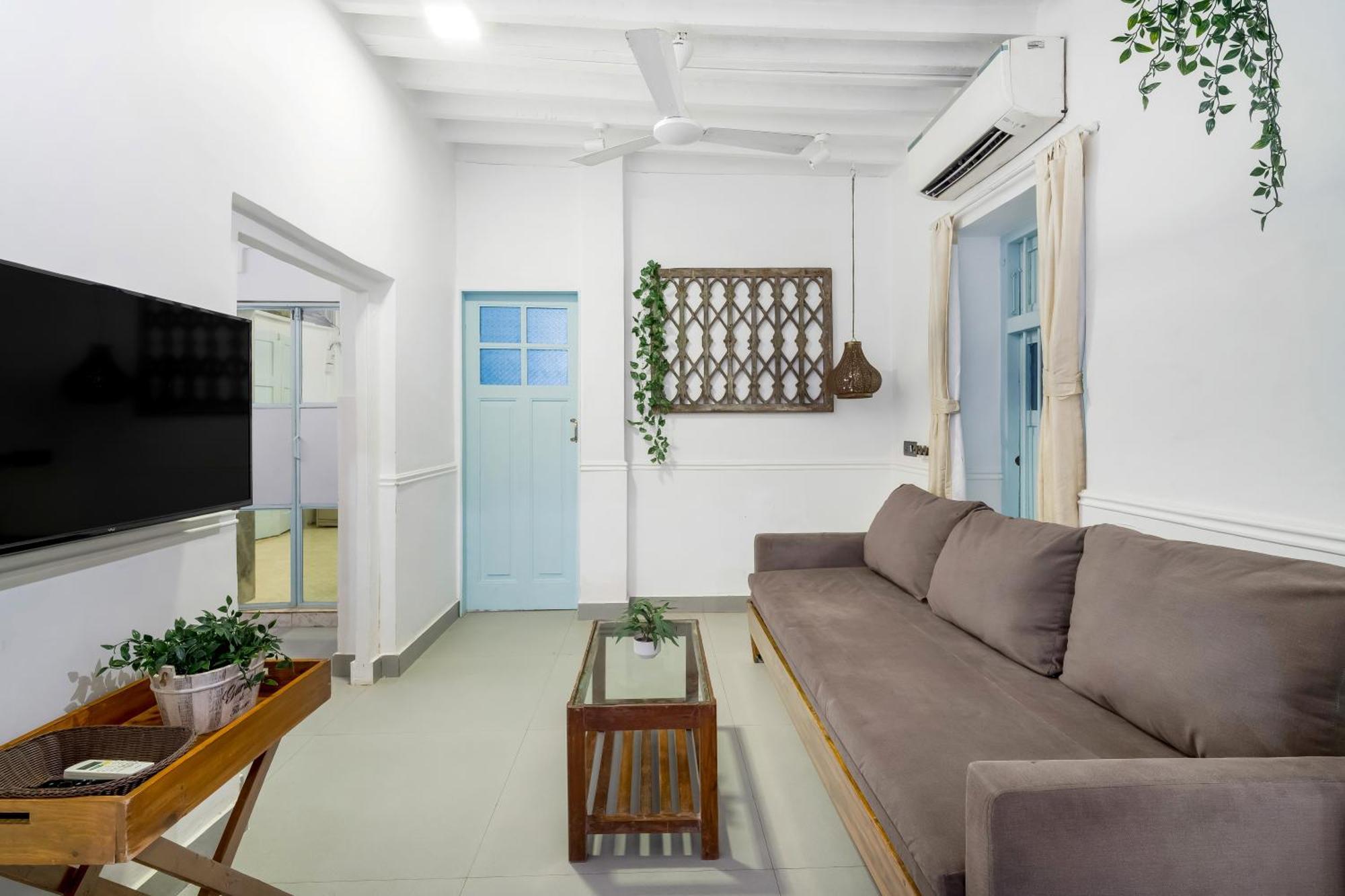 Avenir 1bhk Bandra W The Company - Eco