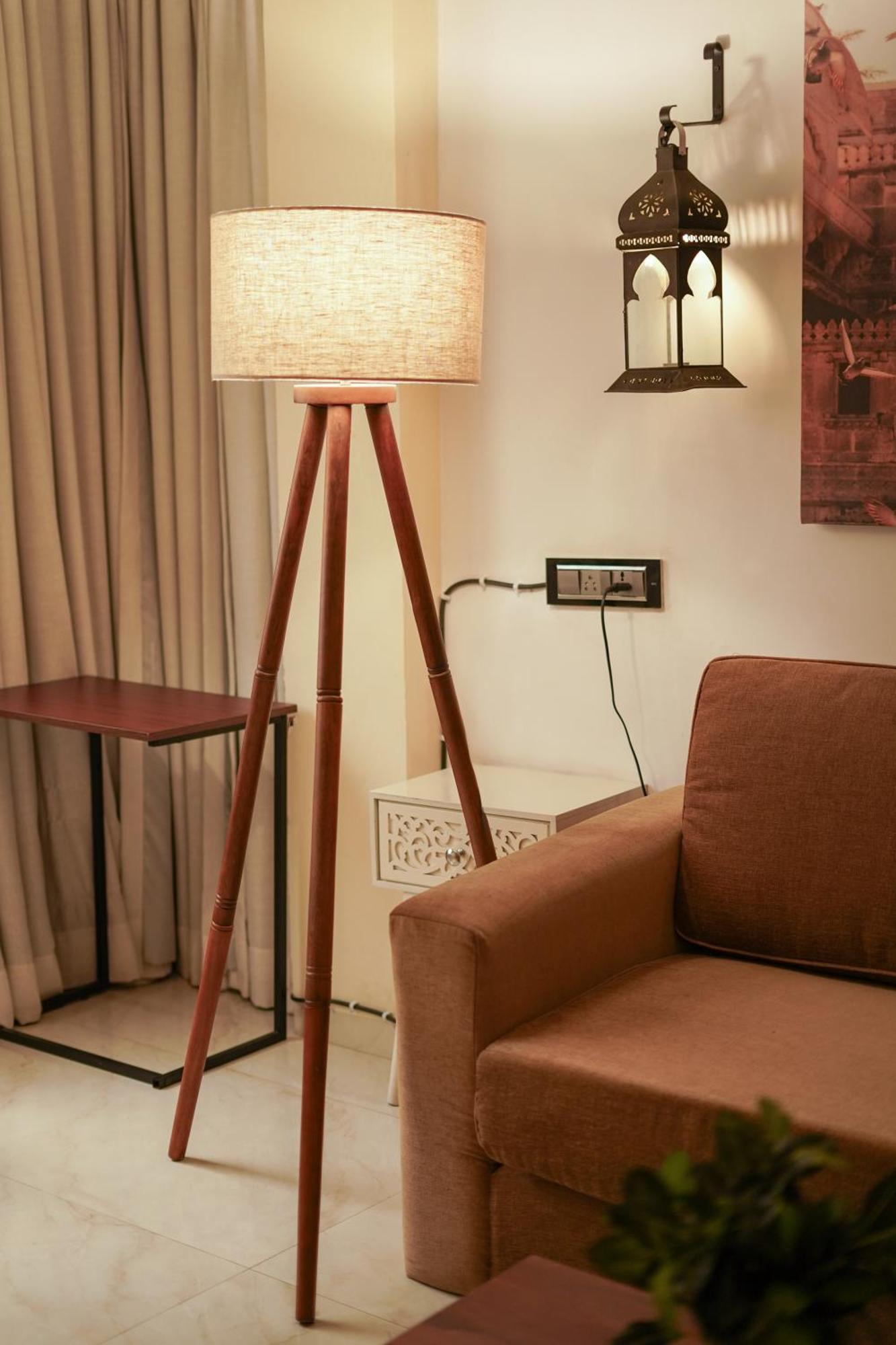 Oak 1bhk Bandra W By The Company * Mumbai