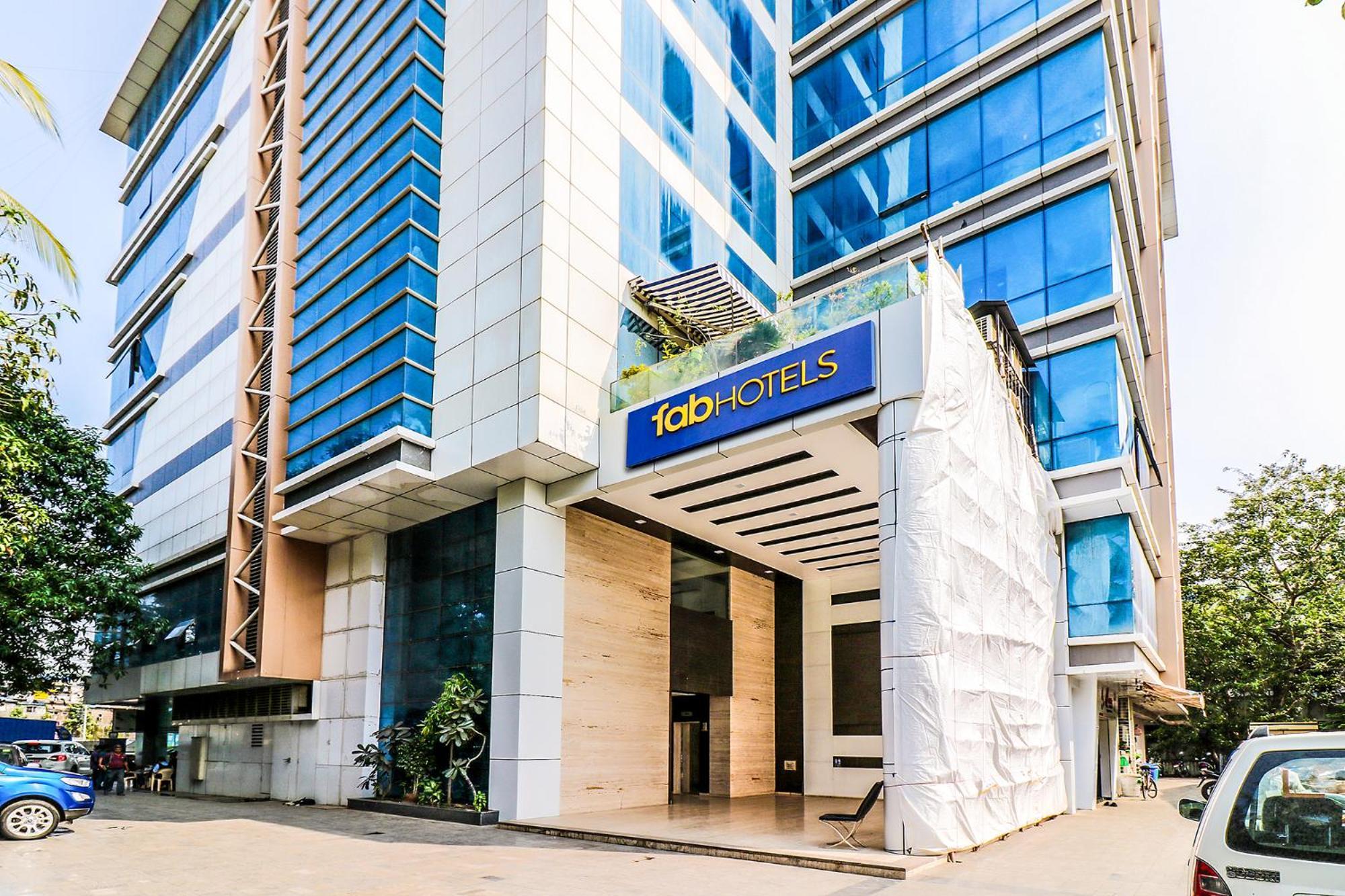 Fabhotel Aksa International - Nr International Airport Hotel 3*