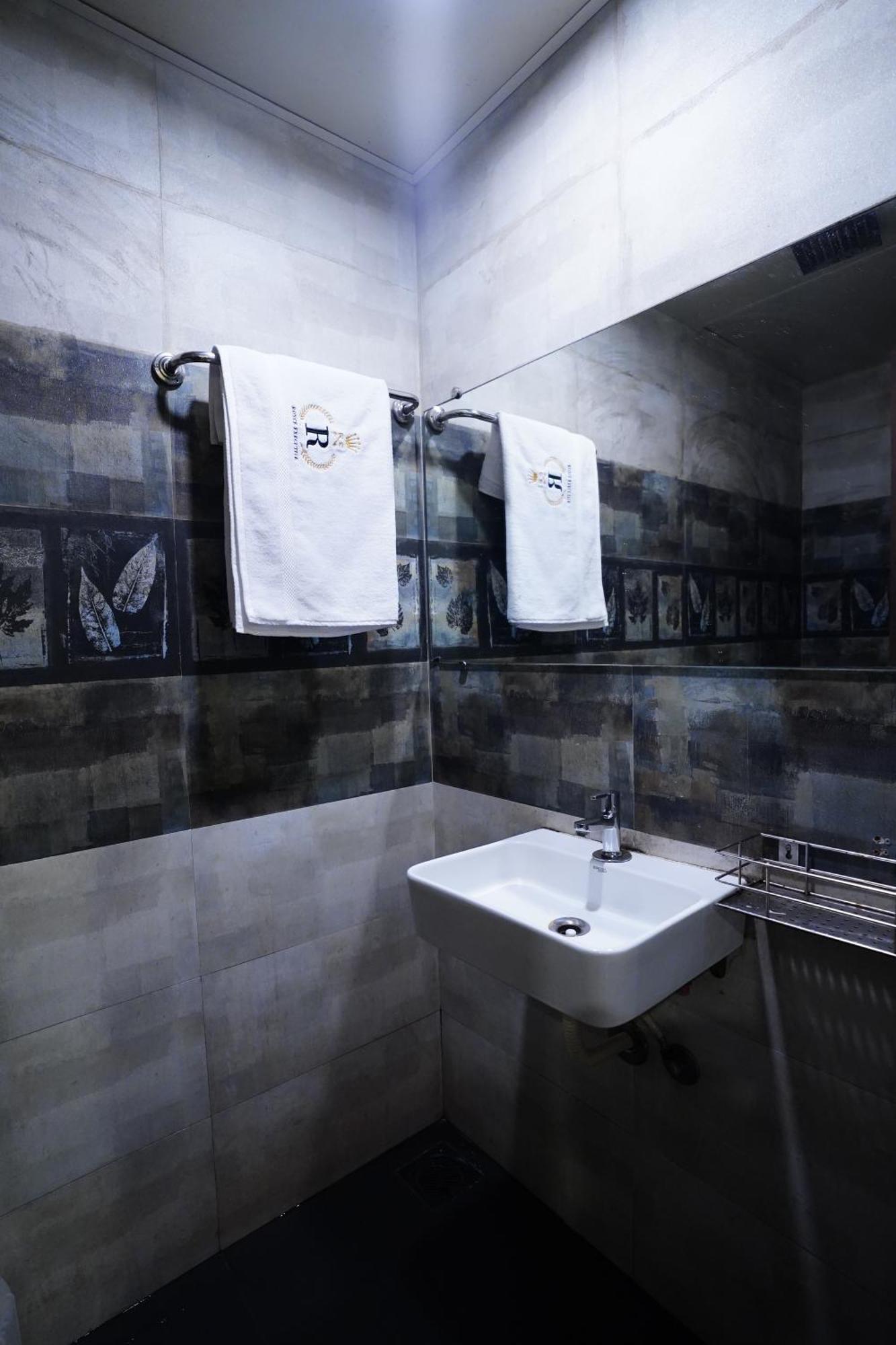 Royce Executive Near Us Consulate, Bandra Kurla Complex Hotel