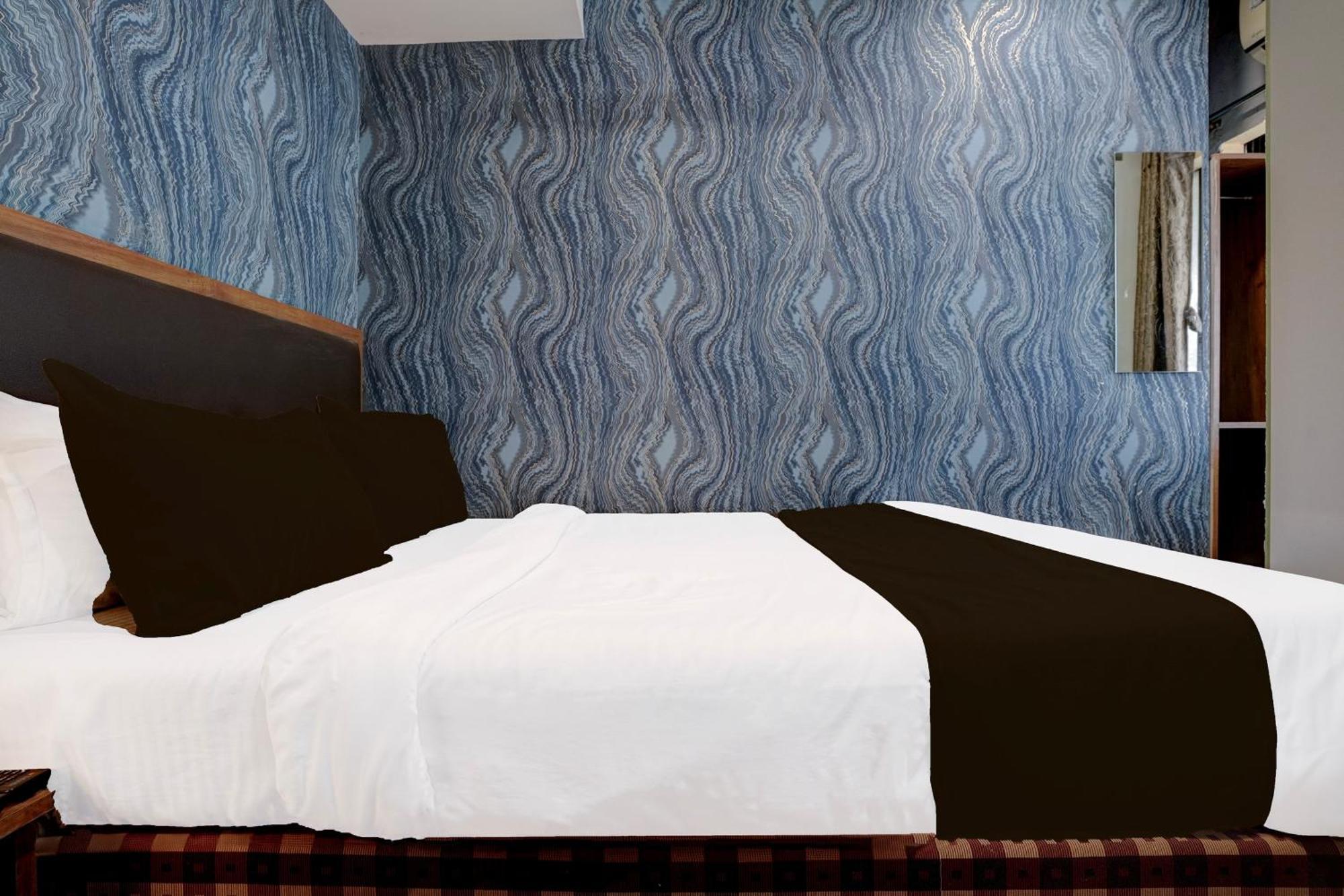 Hotel Super O Maahi Residency 2*