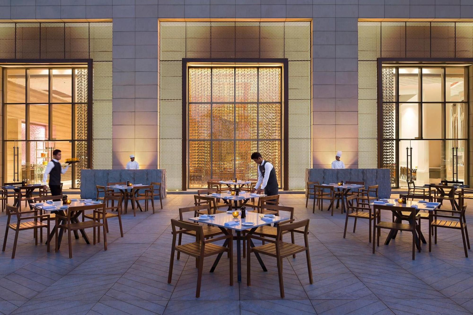 Hotel Jw Marriott Sahar Airport