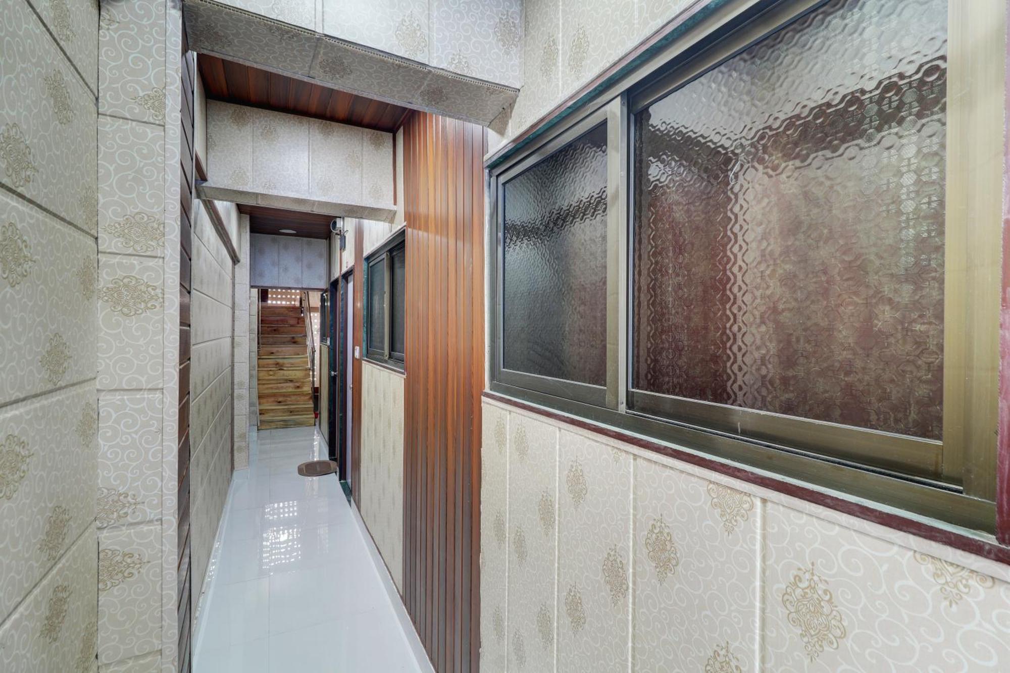 Hotel Ab Residency Near Kokilaben Dhirubhai Ambani Hospital Andheri West