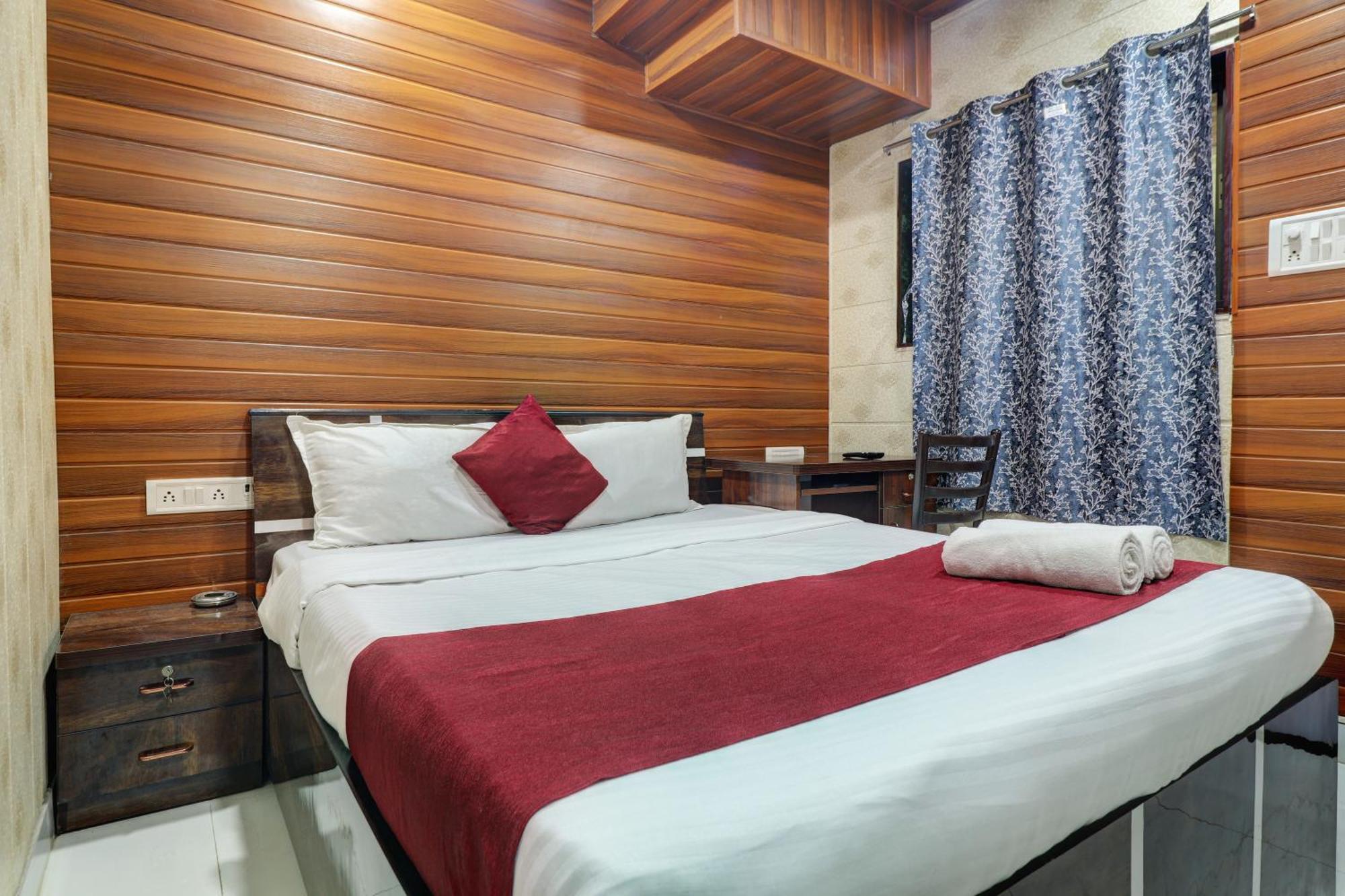 Ab Residency Near Kokilaben Dhirubhai Ambani Hospital Andheri West Hotel 3*