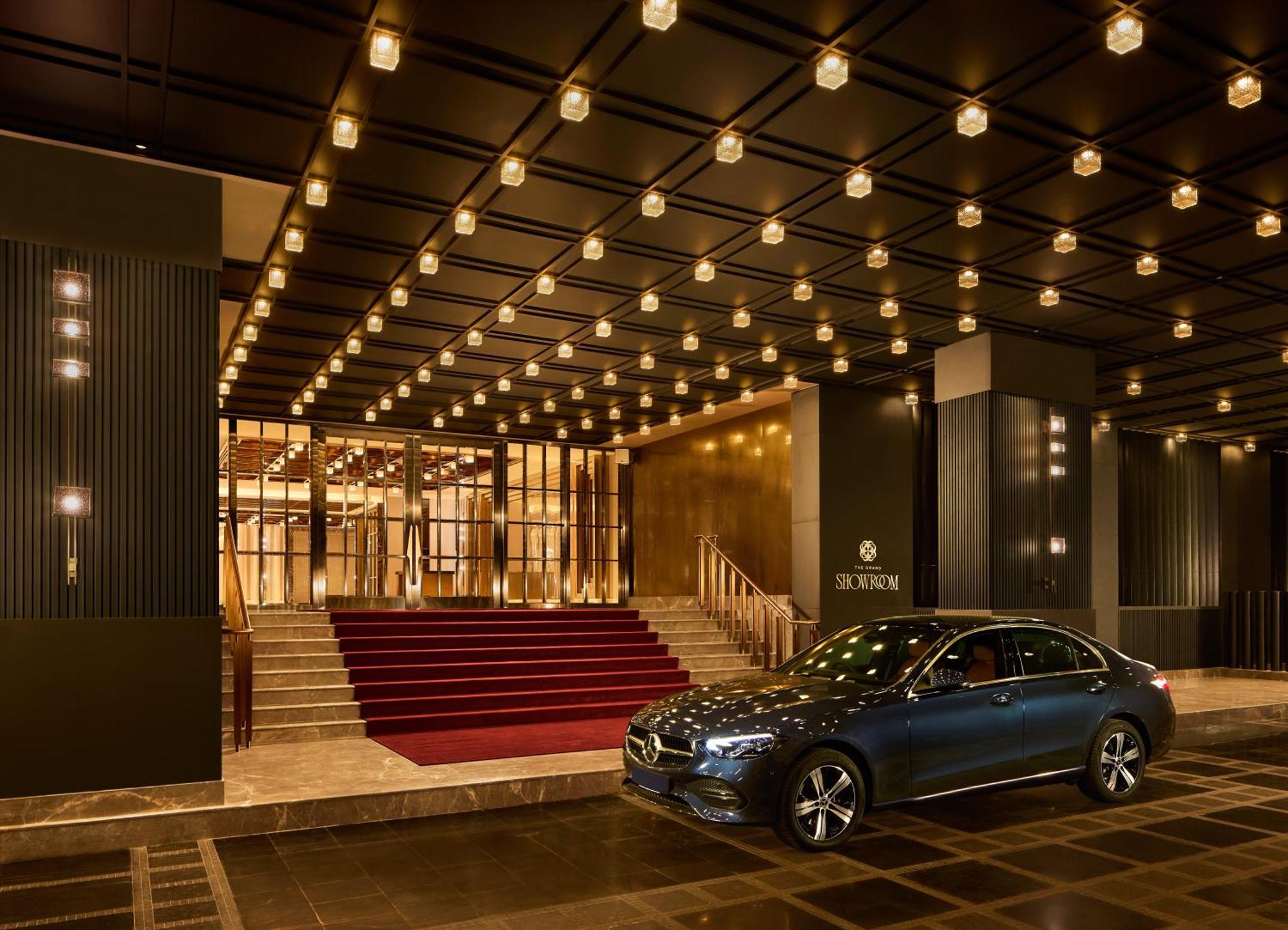 Grand Hyatt And Residences 5*