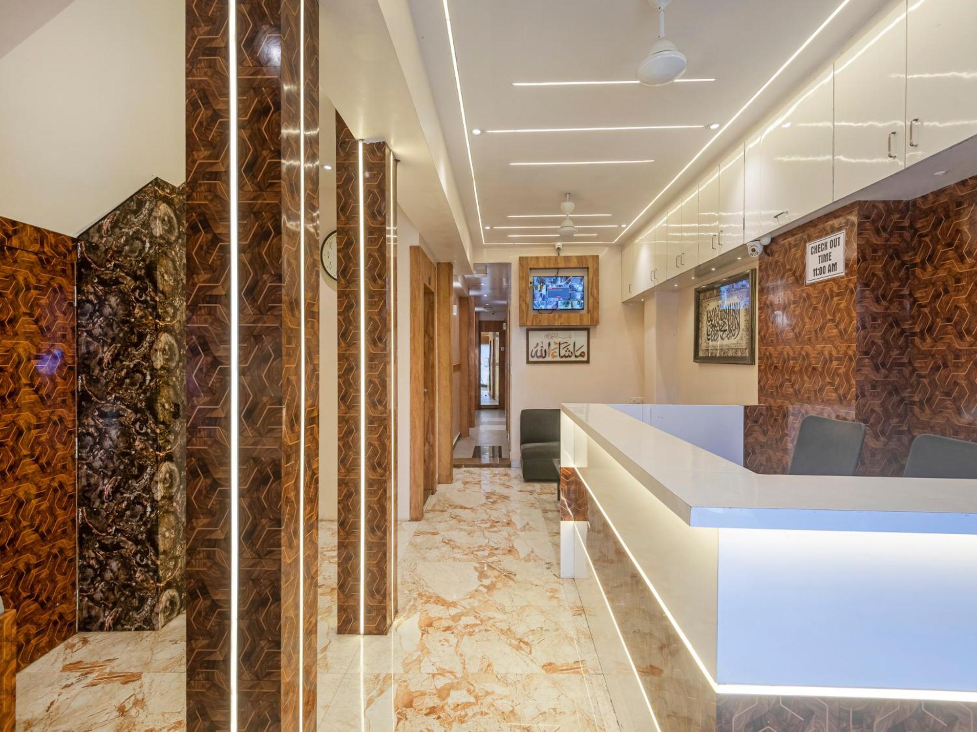 Al Madina Palace 2*