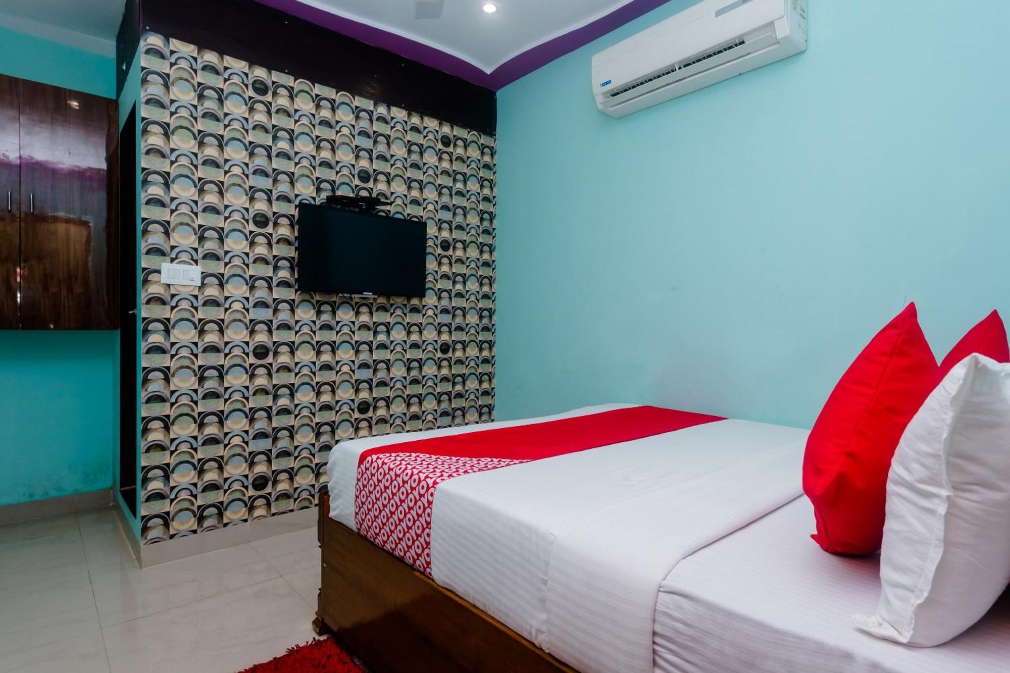 O Aadya International Hotel