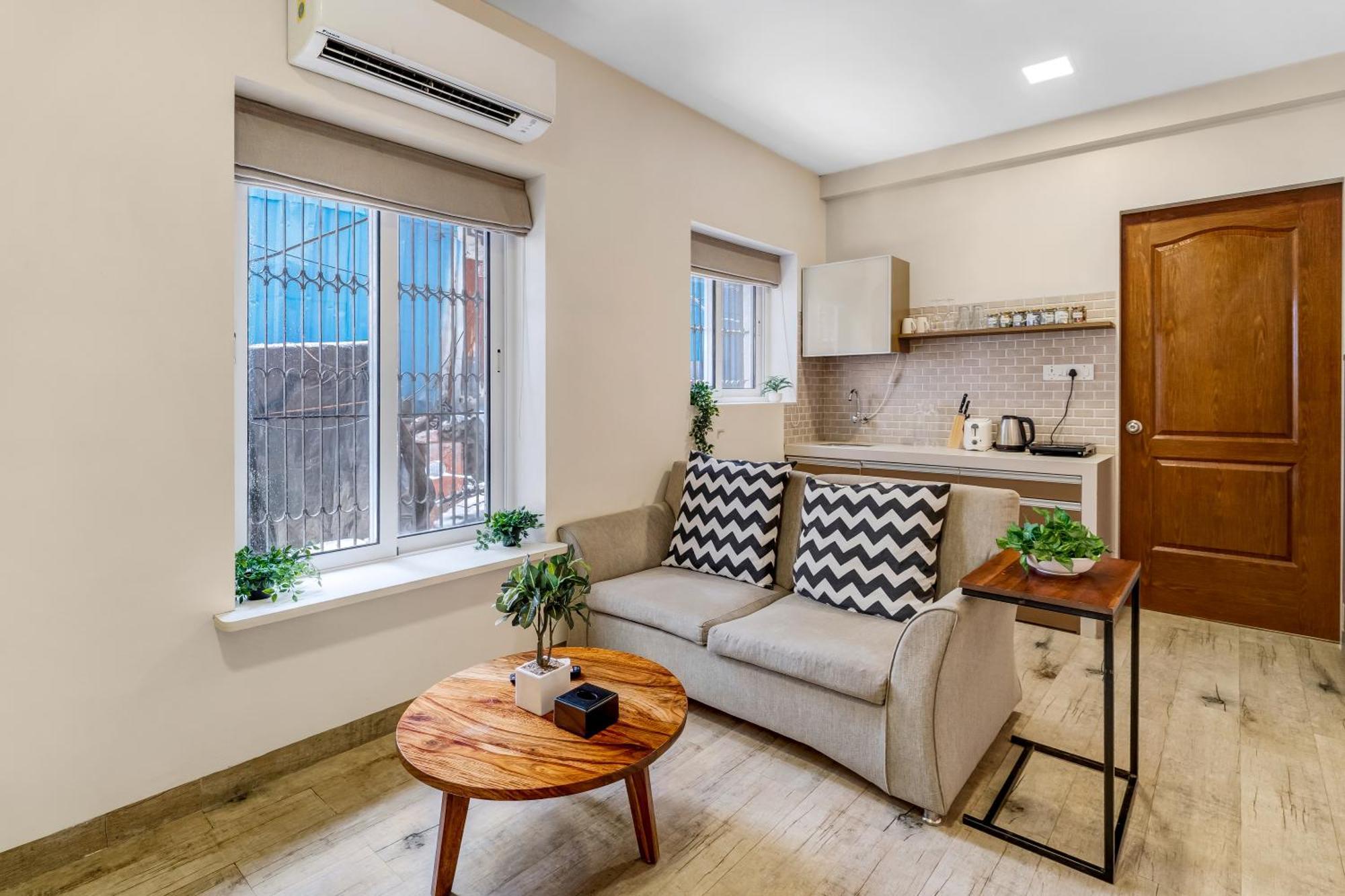 Maven 1bhk Khar W By The Company * Mumbai