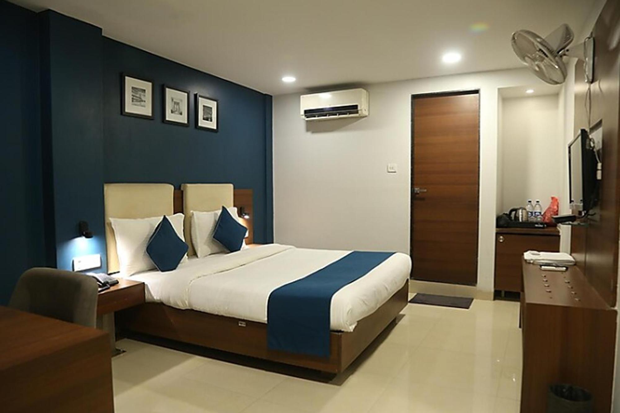 Capital O 791 Concord Galaxy 3* Mumbai
