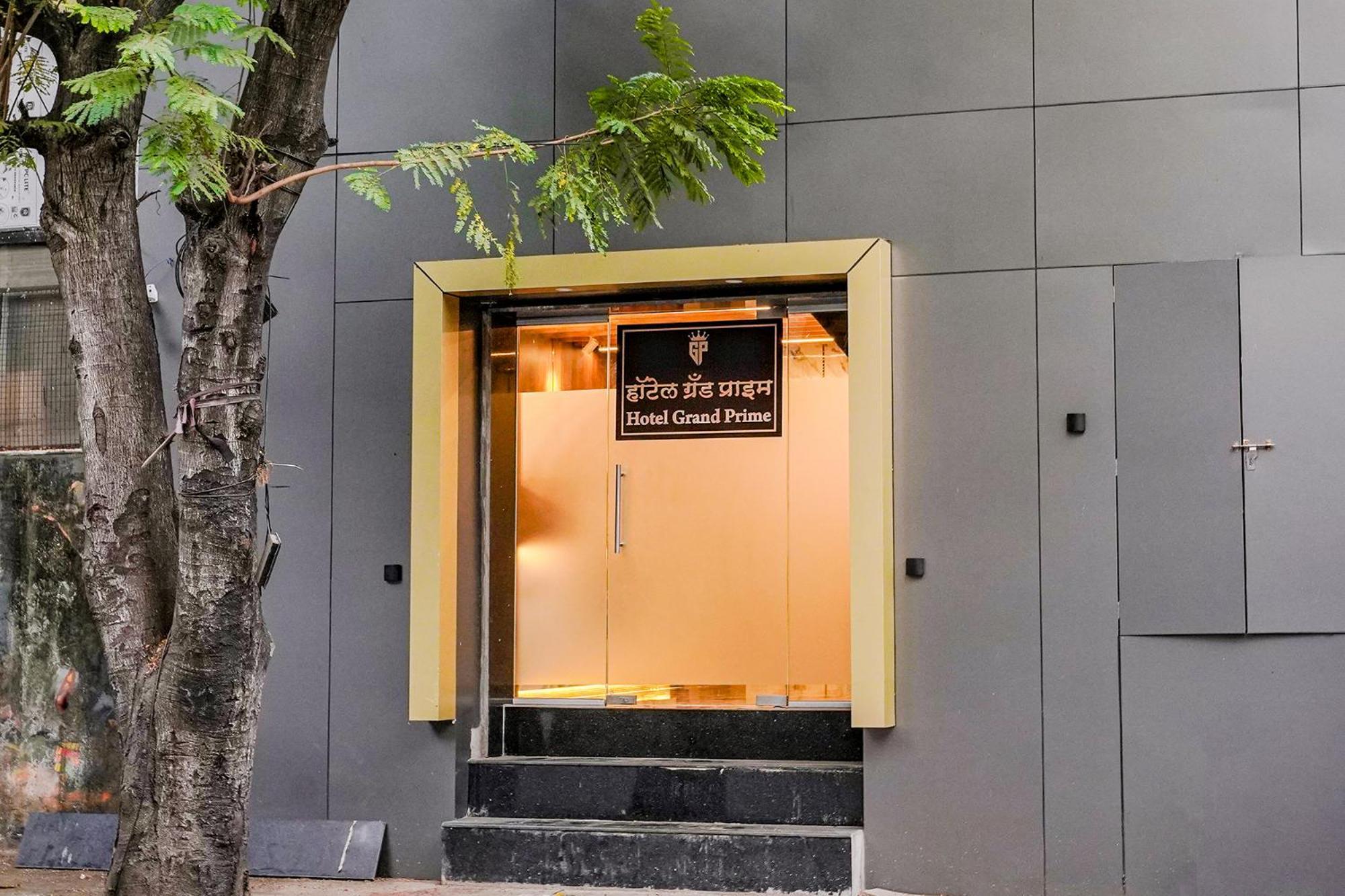 Fabhotel Grand Prime - Nr Nesco Exhibition Centre 3* Mumbai