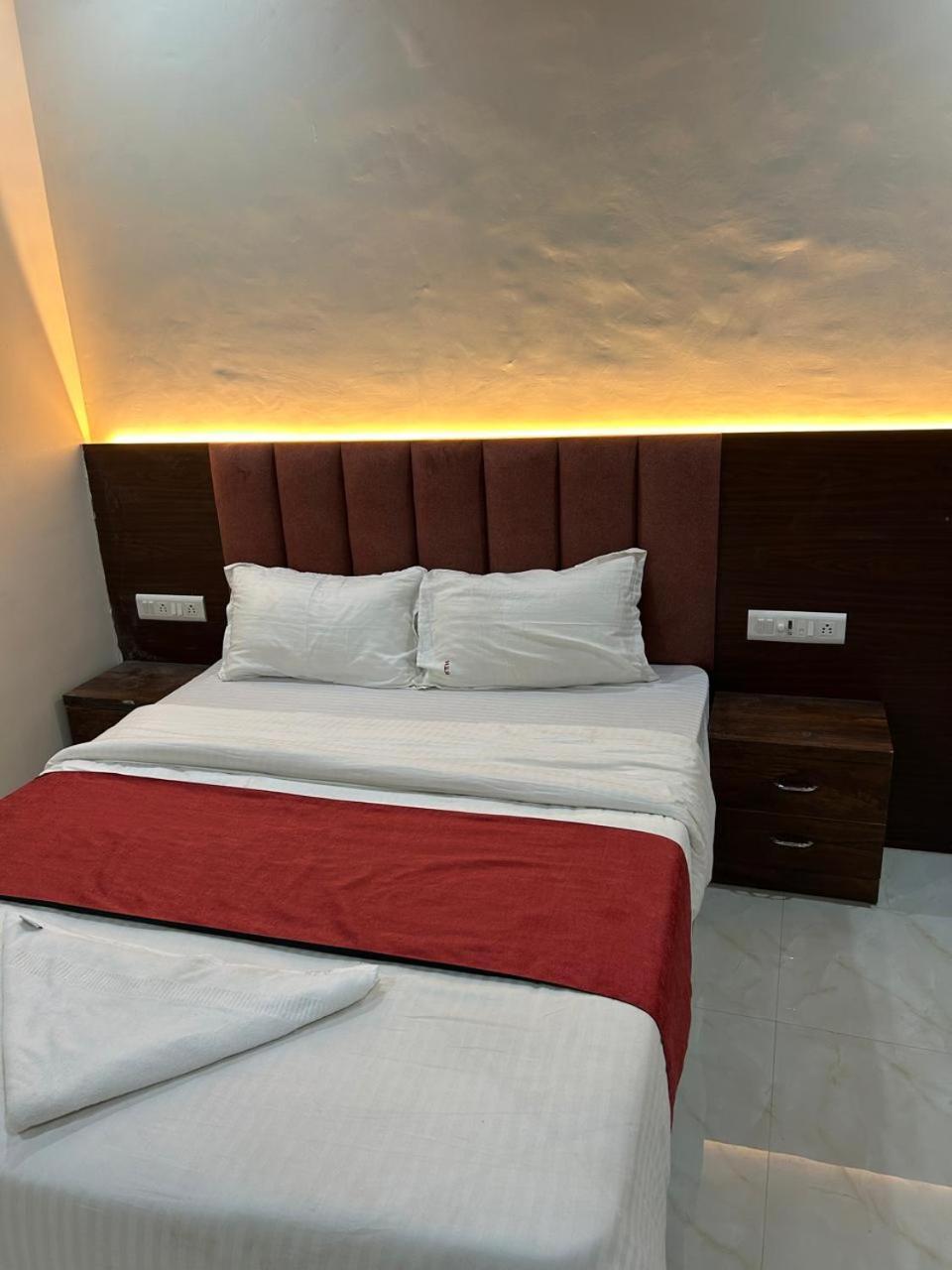 Guest house Surya Grand Mumbai