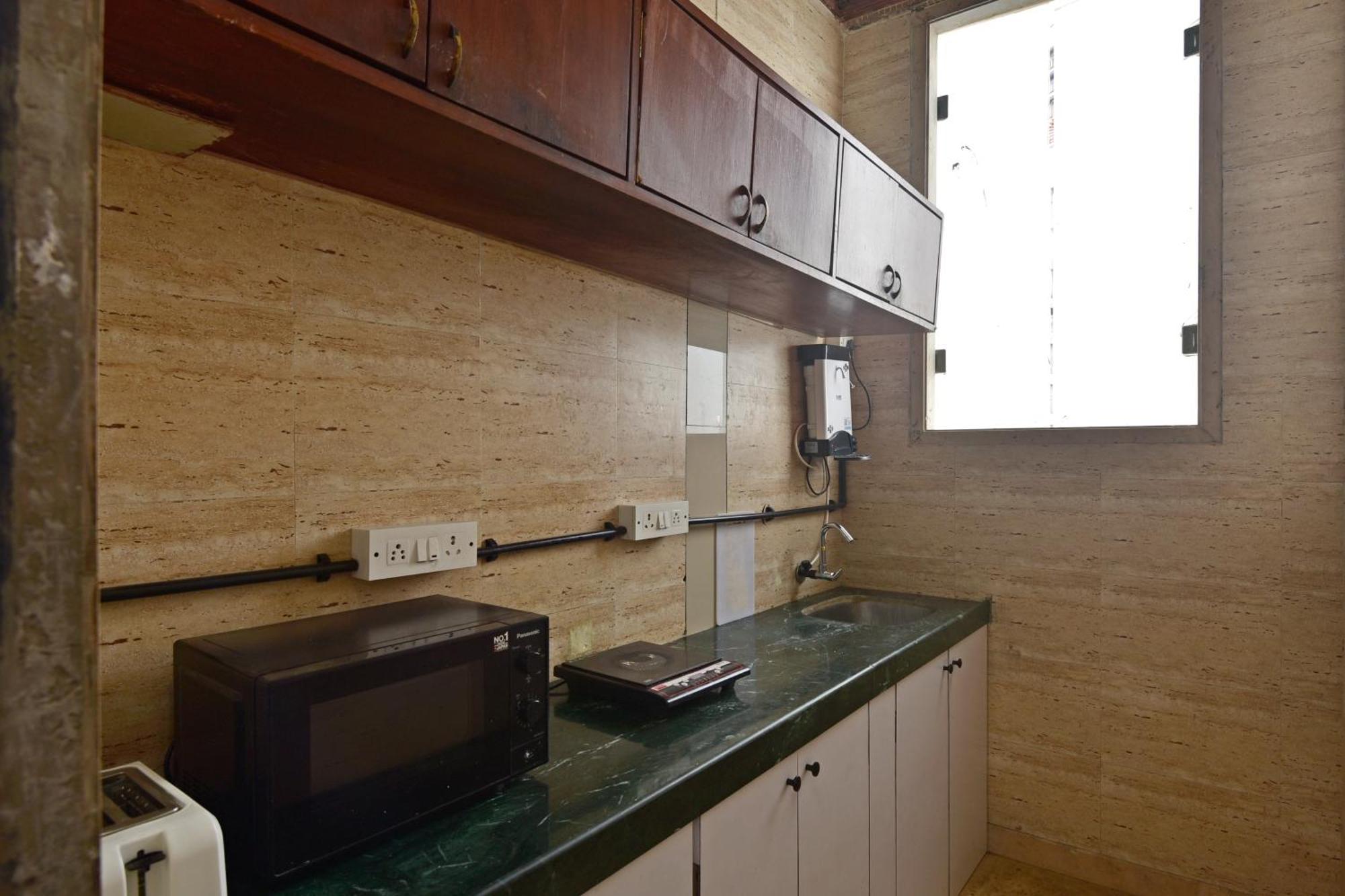 Hotel Hsquare West Wind