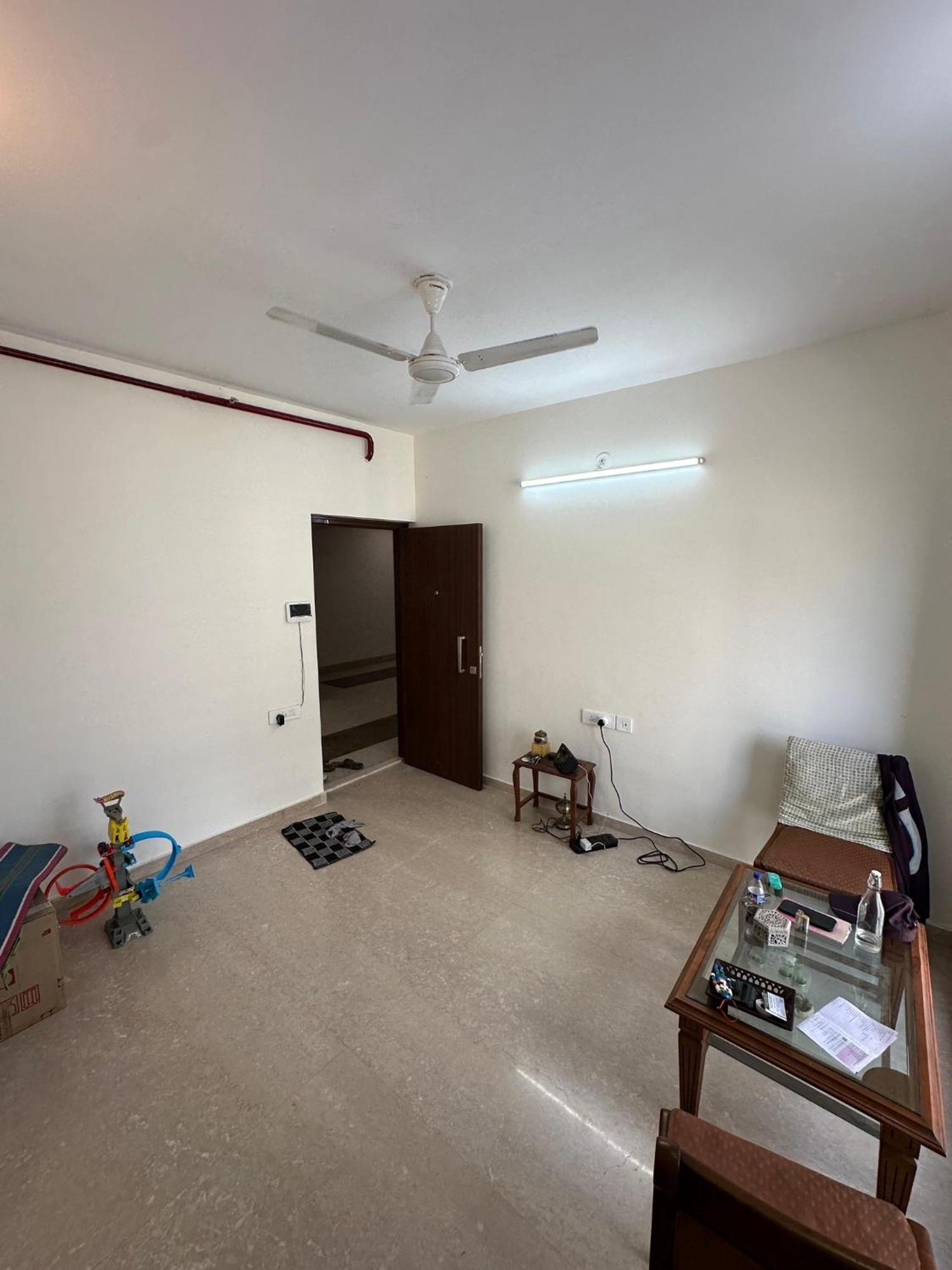 Economical 1bhk On Western Highway
